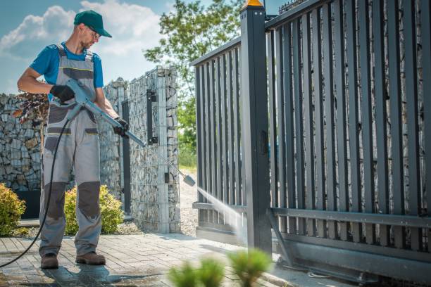 Best Gutter Cleaning  in Wyandanch, NY